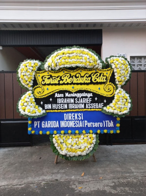 Papan Bunga Duka di Sukamenanti