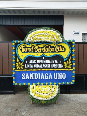 Papan Bunga Duka di Sukamenanti